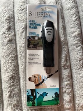 Sherpa No Pull Ultrasonic Pet Trainer - Black and Silver